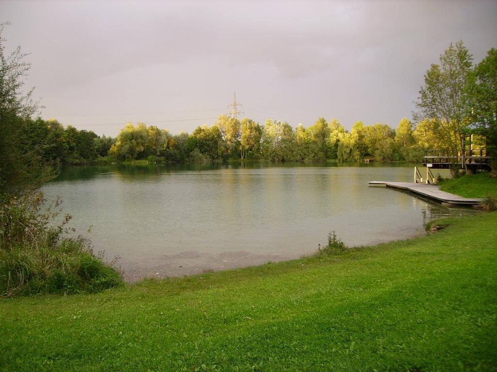 Вилла Wiflinger Graben Einfamilienhaus Worth Экстерьер фото
